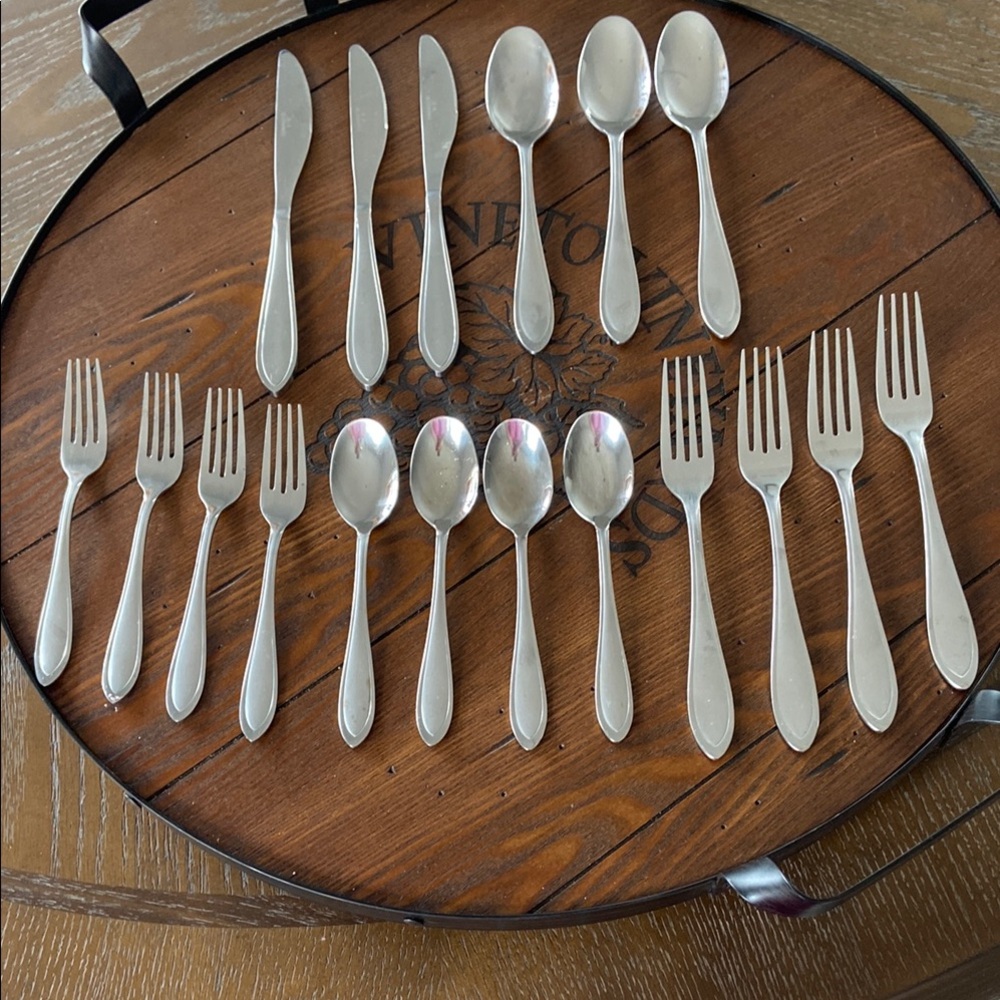 Cambridge Bayleaf Sand Flatware Set,
 Silver Cutlery Set 18 piece